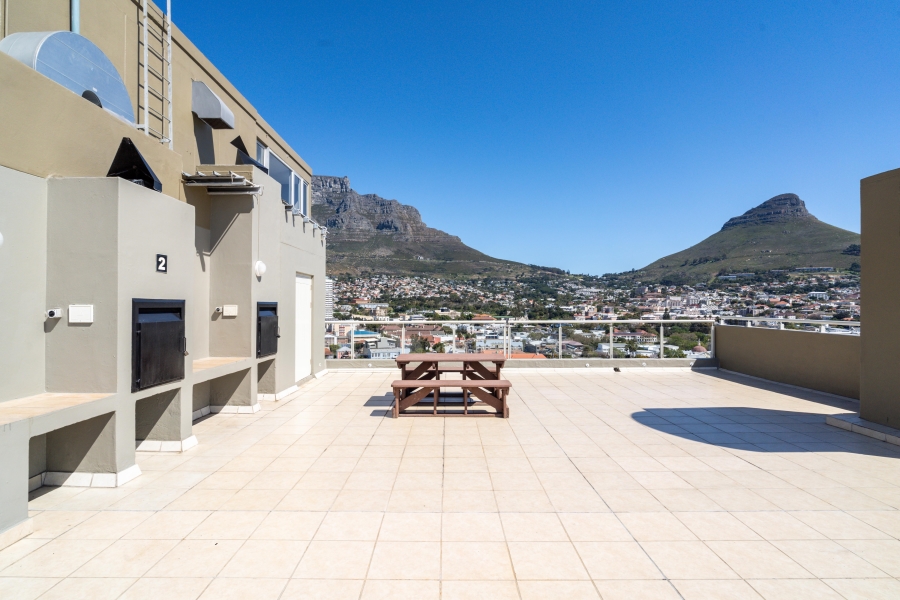 2 Bedroom Property for Sale in Cape Town City Centre Western Cape